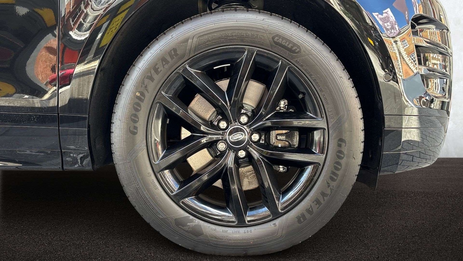 Used Land Rover Range Rover Evoque 2025 for sale - 76842876: Photo 8