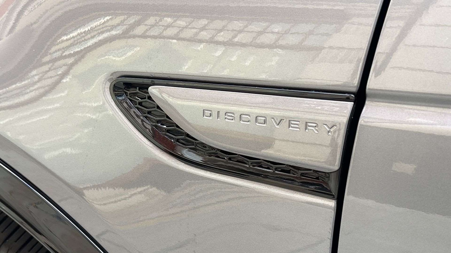 Used Land Rover Discovery Sport 2023 for sale - 76564484: Photo 28