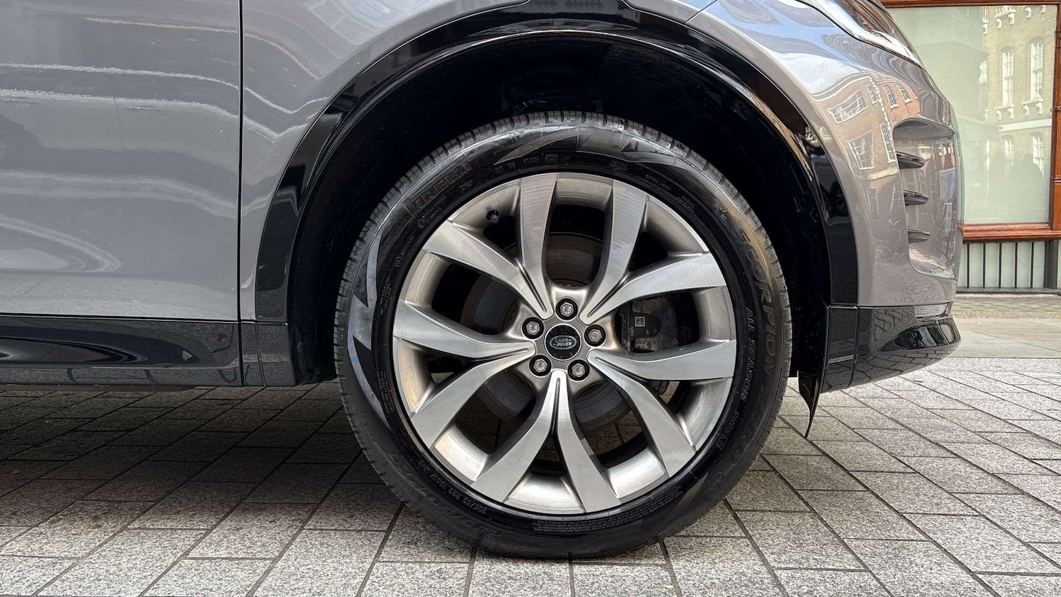 Used Land Rover Discovery Sport 2023 for sale - 76564484: Photo 8