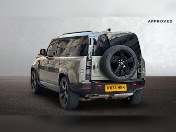 Used Land Rover Defender 2024 for sale - 76564513: Photo