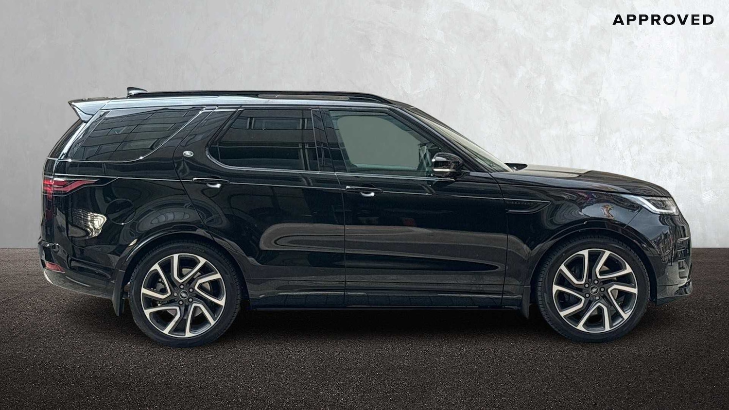 Used Land Rover Discovery 2025 for sale - 76668916: Photo 5