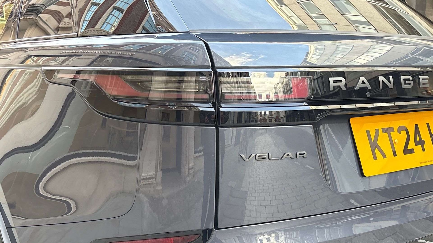 Used Land Rover Range Rover Velar 2024 for sale - 76938194: Photo 19