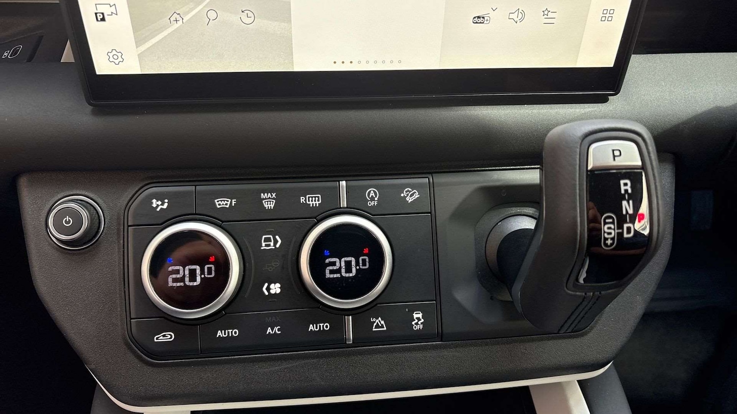 Used Land Rover Defender 2024 for sale - 76916046: Photo 13