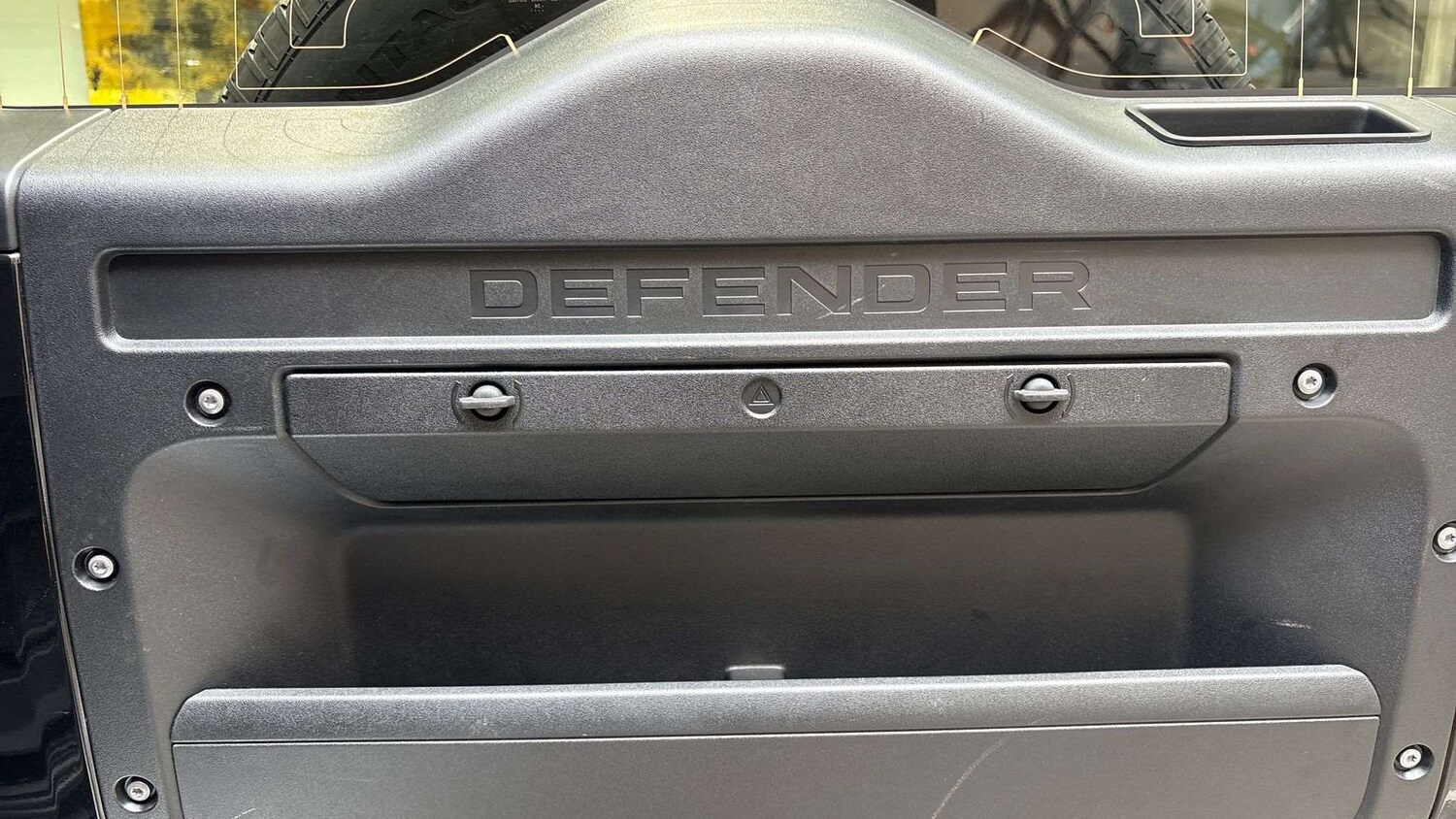 Used Land Rover Defender 2024 for sale - 76916046: Photo 29