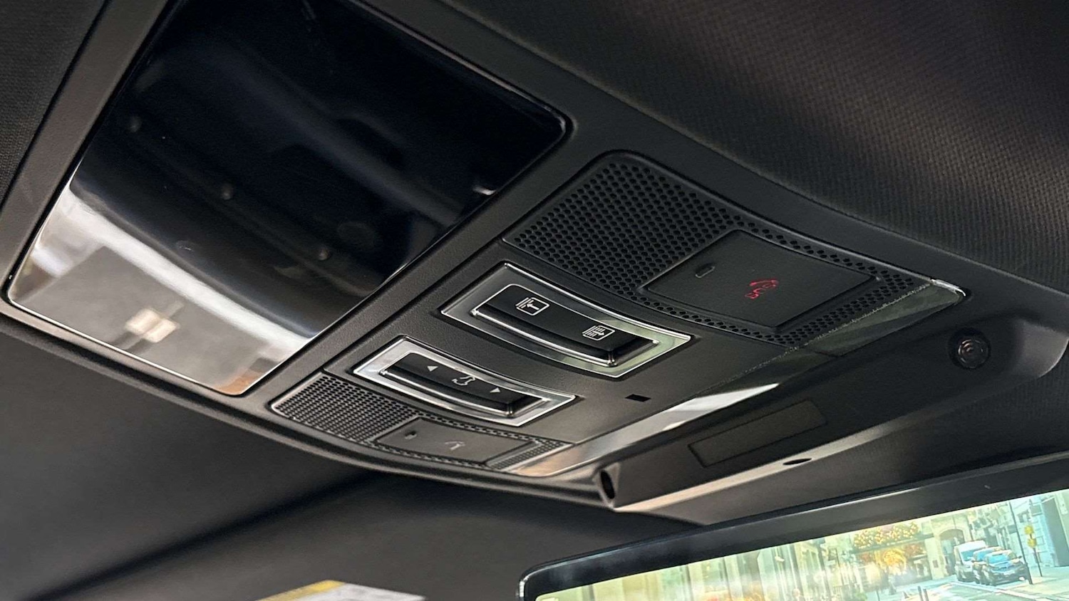 Used Land Rover Defender 2024 for sale - 77123471: Photo 23