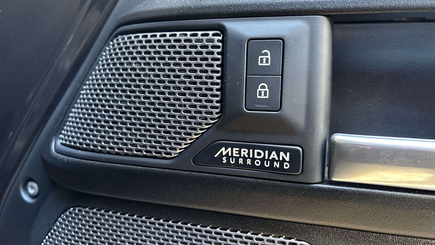 Used Land Rover Defender 2024 for sale - 77123471: Photo 24