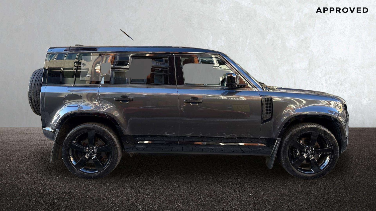 Used Land Rover Defender 2024 for sale - 77123471: Photo 5