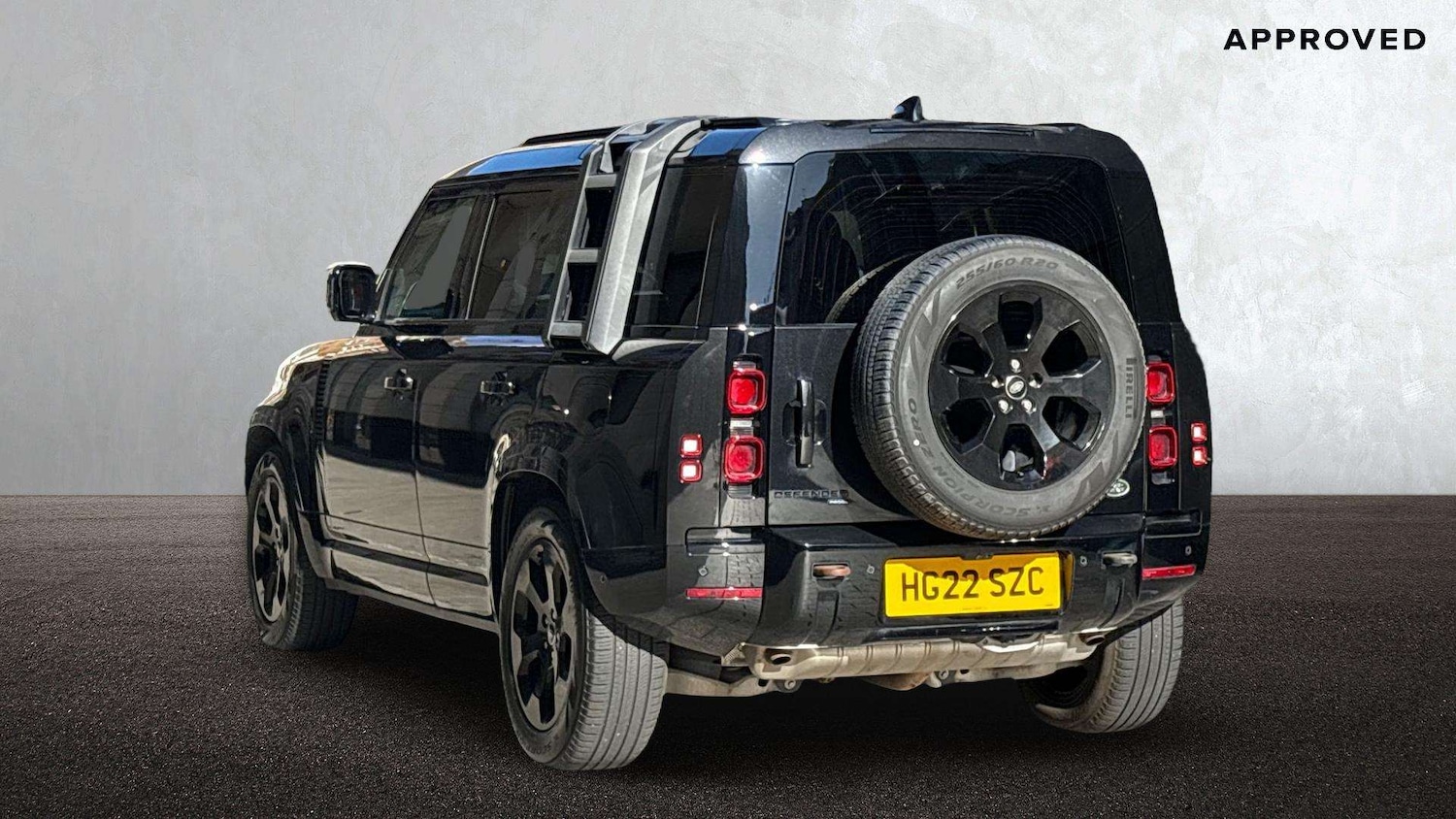 Used Land Rover Defender 2022 for sale - 76564464: Photo 2