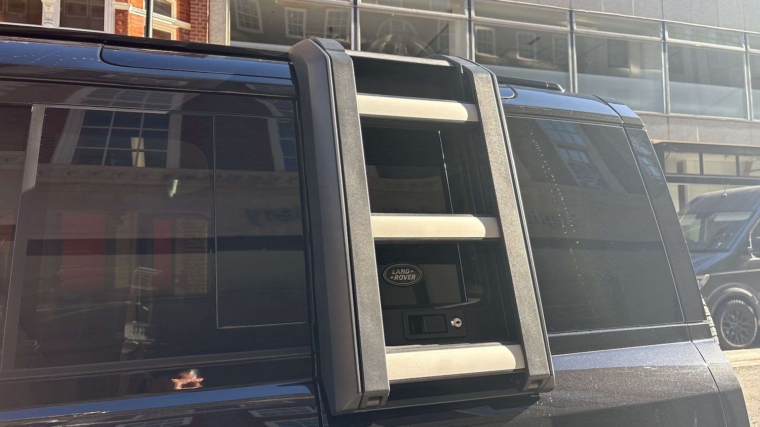 Used Land Rover Defender 2022 for sale - 76564464: Photo 30