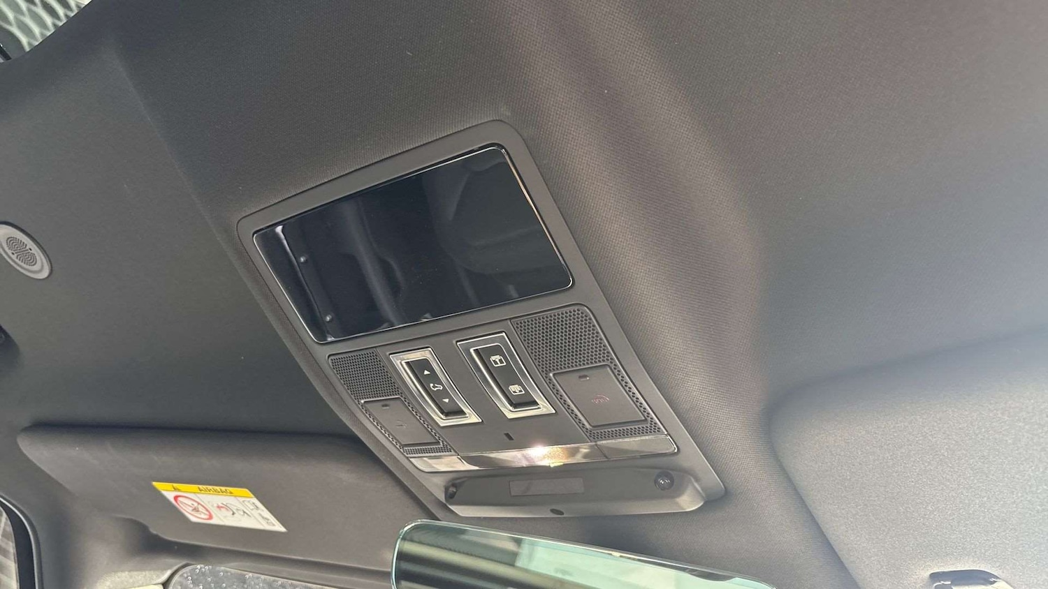 Used Land Rover Defender 2024 for sale - 76401250: Photo 23