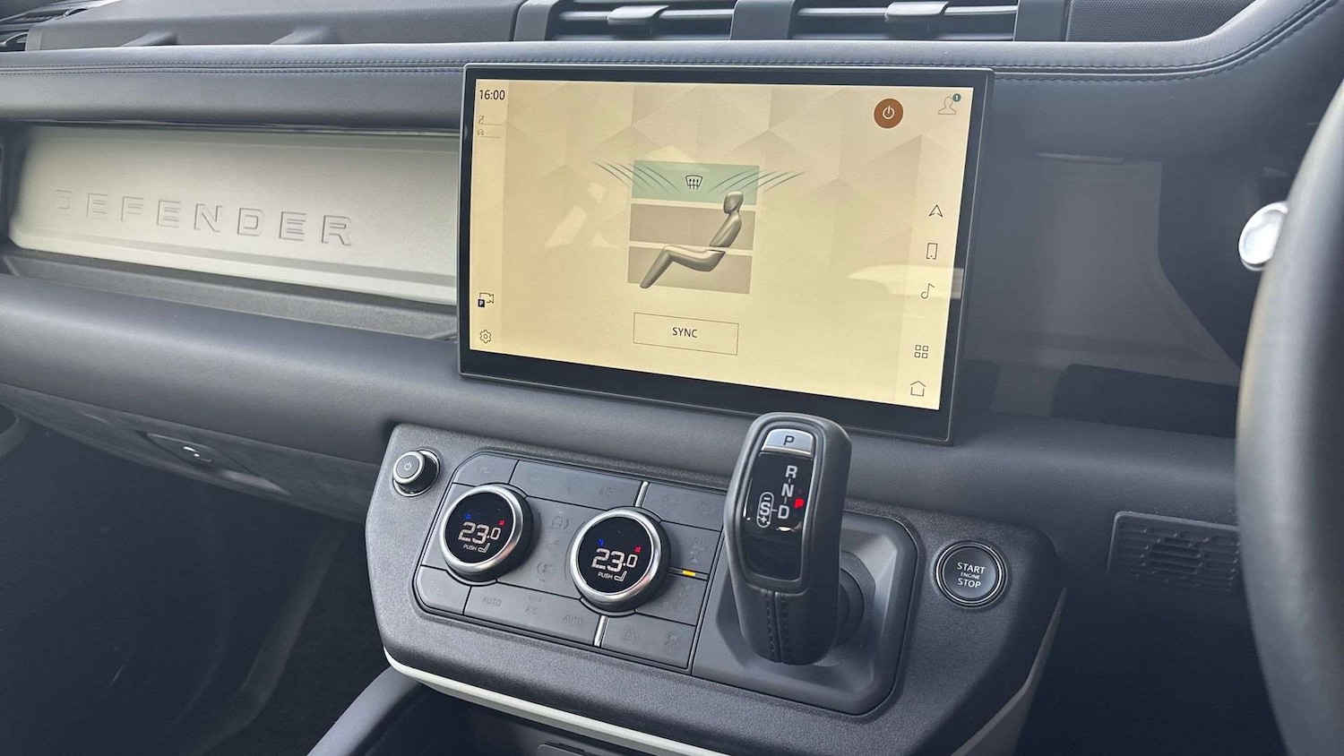 Used Land Rover Defender 2024 for sale - 76401250: Photo 30