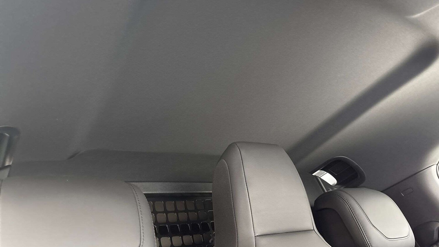 Used Land Rover Defender 90 2023 for sale - 76034870: Photo 21