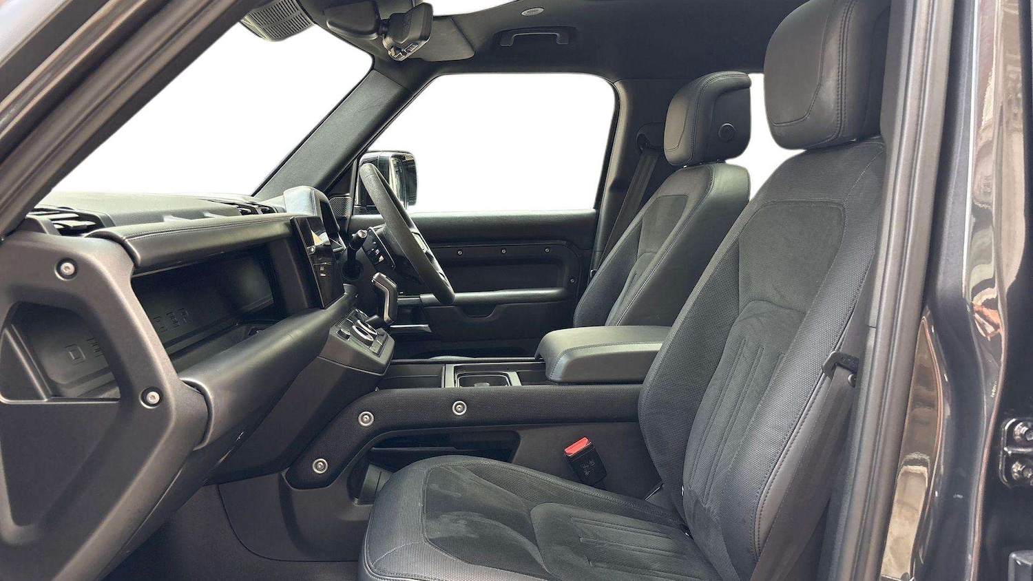 Used Land Rover Defender 2022 for sale - 77615468: Photo 3