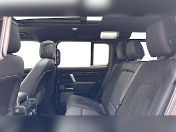 Used Land Rover Defender 2022 for sale - 77615468: Photo