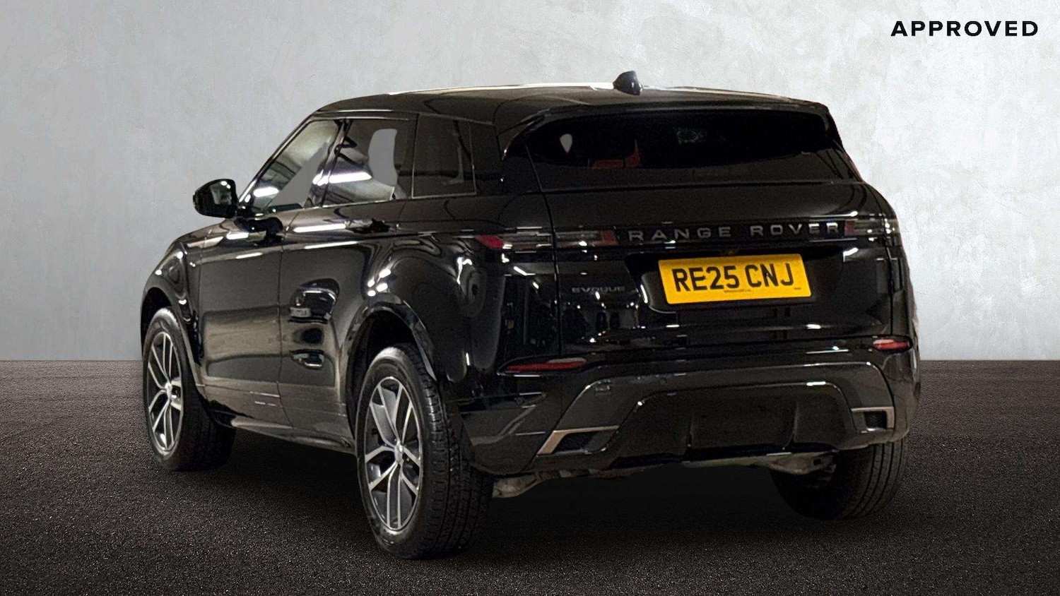 Used Land Rover Range Rover Evoque 2025 for sale - 77514423: Photo 2