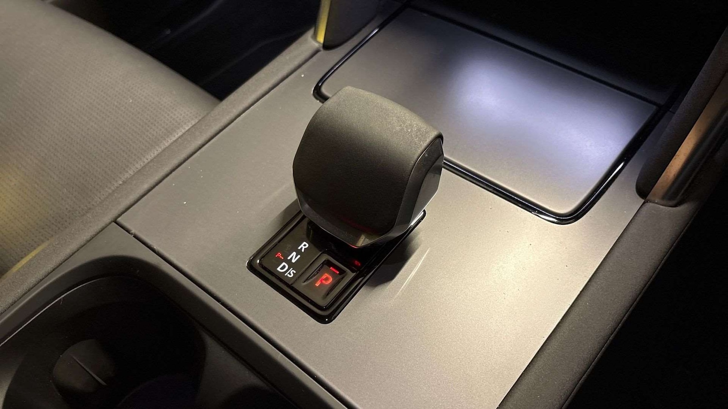 Used Land Rover Discovery Sport 2025 for sale - 77123407: Photo 13