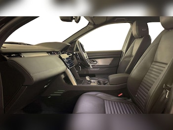 Used Land Rover Discovery Sport 2025 for sale - 77123407: Photo