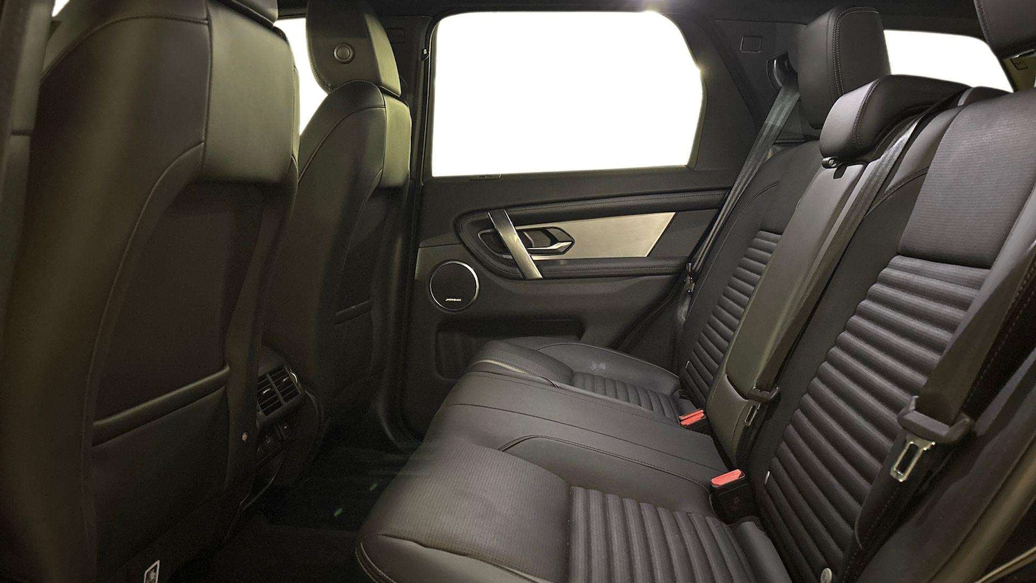 Used Land Rover Discovery Sport 2025 for sale - 77123407: Photo 4