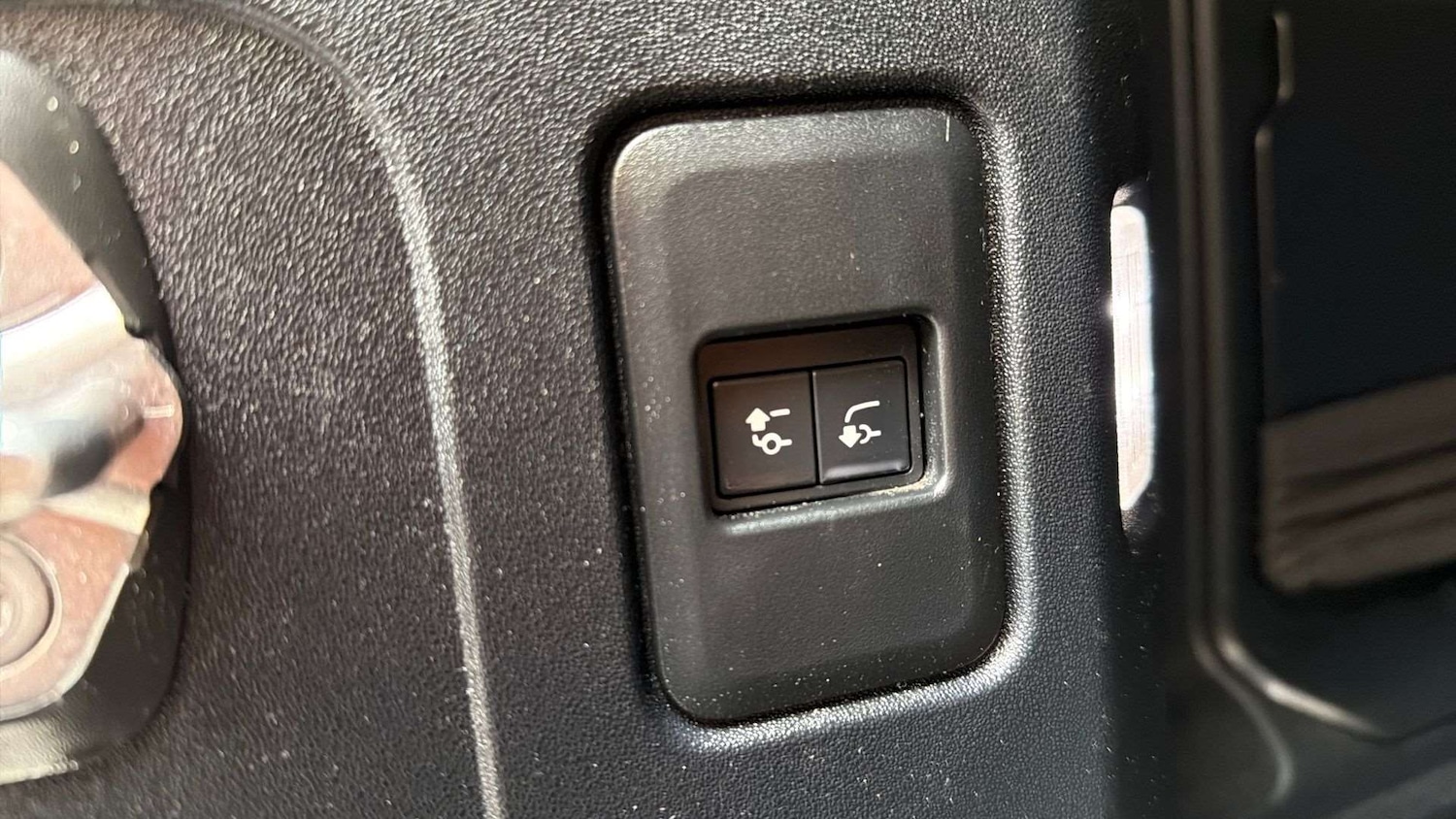 Used Land Rover Defender 2020 for sale - 77123524: Photo 27