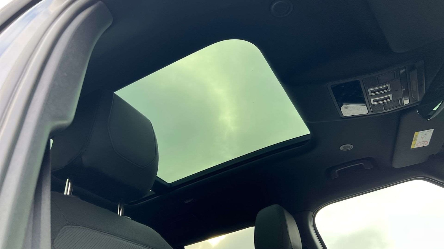 Used Land Rover Defender 2024 for sale - 77628296: Photo 21