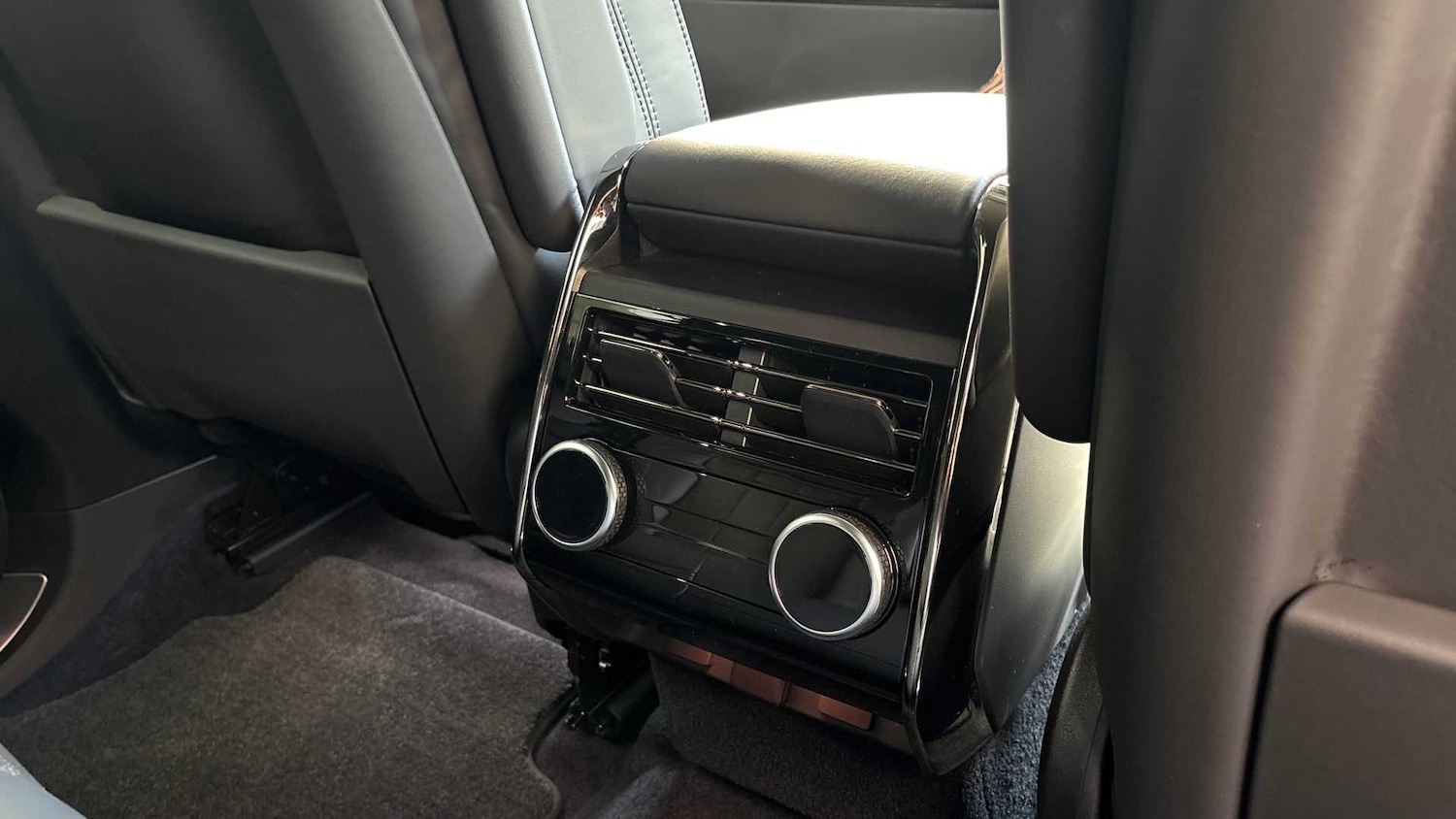 Used Land Rover Range Rover Sport 2024 for sale - 77397861: Photo 18