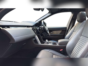 Used Land Rover Discovery Sport 2025 for sale - 77123553: Photo