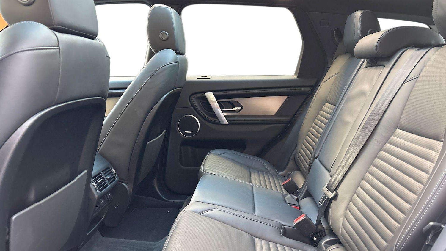 Used Land Rover Discovery Sport 2025 for sale - 77123553: Photo 4