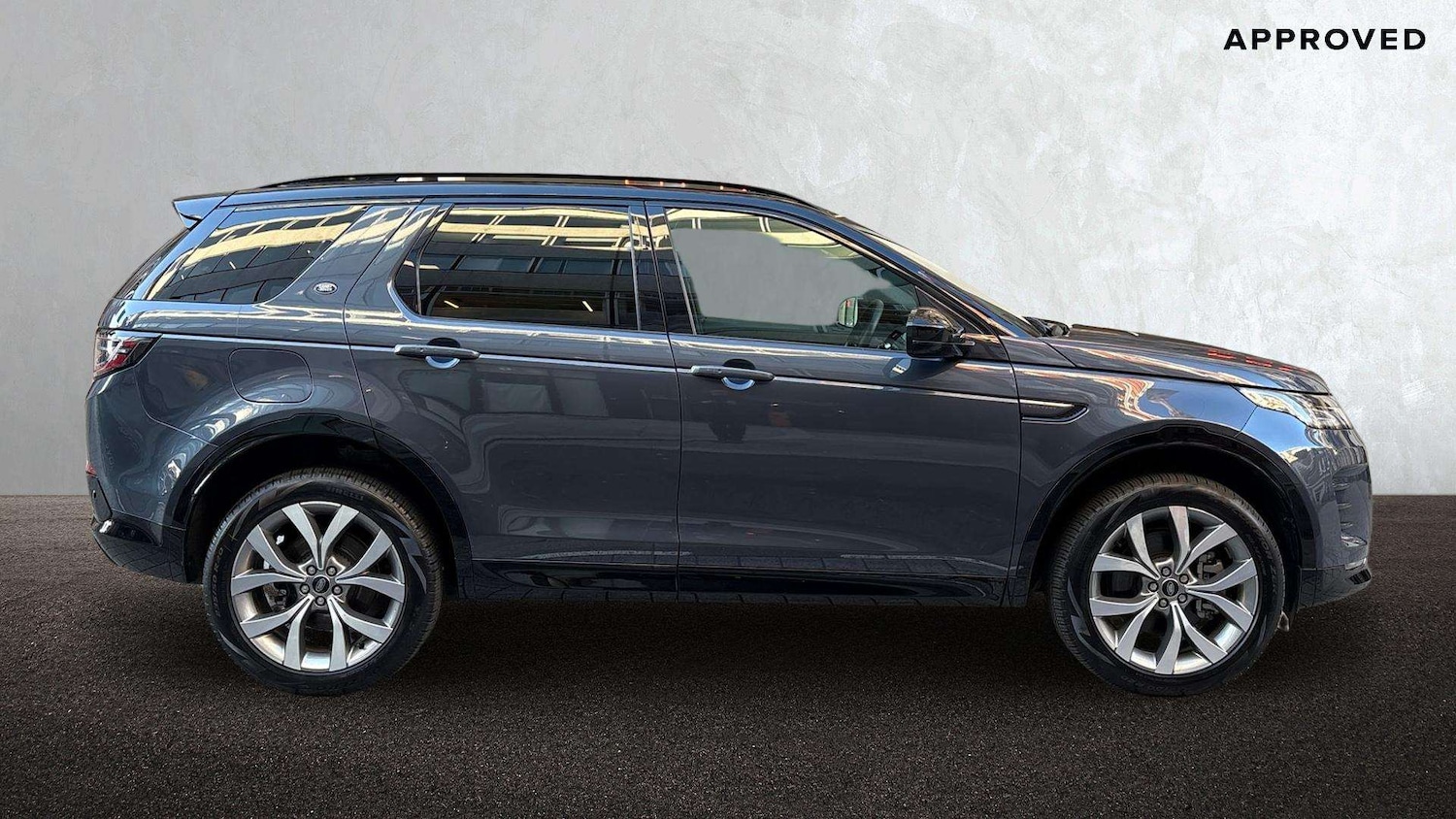 Used Land Rover Discovery Sport 2025 for sale - 77123553: Photo 5