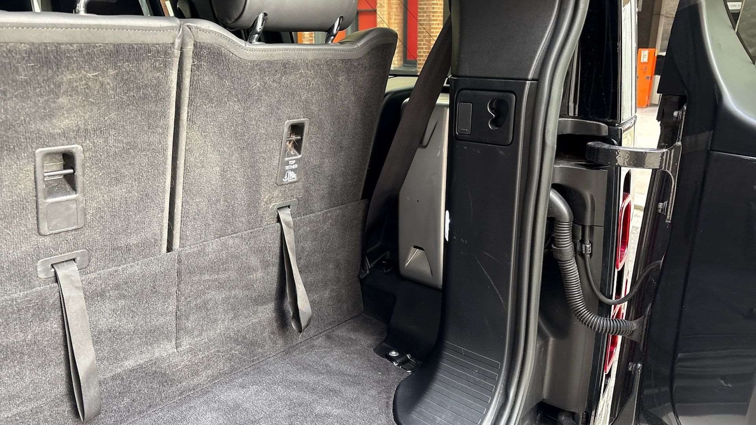 Used Land Rover Defender 2023 for sale - 77123491: Photo 27