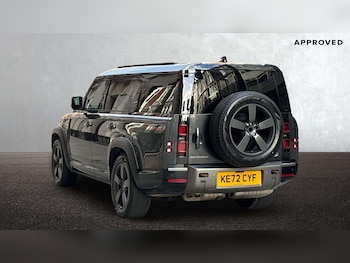 Used Land Rover Defender 2023 for sale - 77123491: Photo