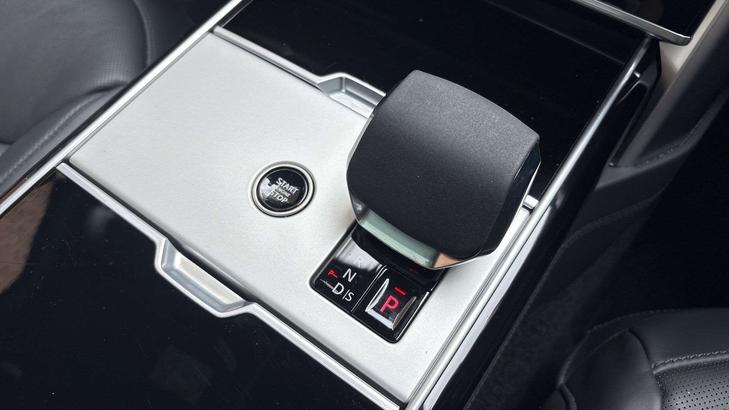 Used Land Rover Range Rover 2024 for sale - 76564411: Photo 13