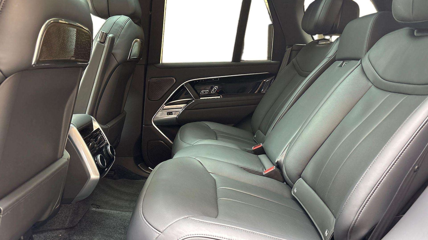 Used Land Rover Range Rover 2024 for sale - 76564411: Photo 4