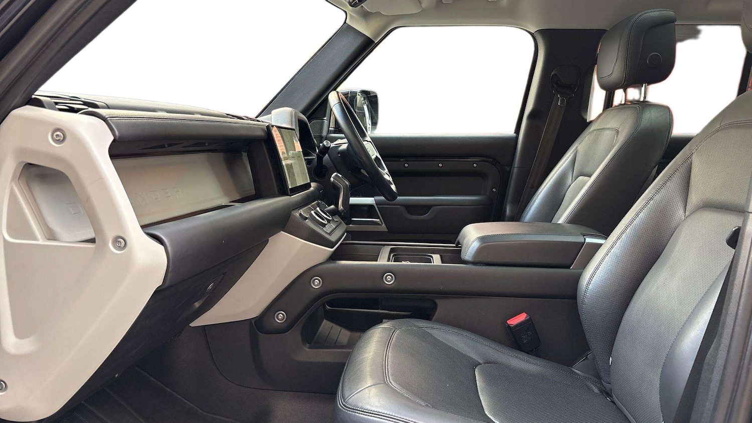 Used Land Rover Defender 2022 for sale - 77219693: Photo 3