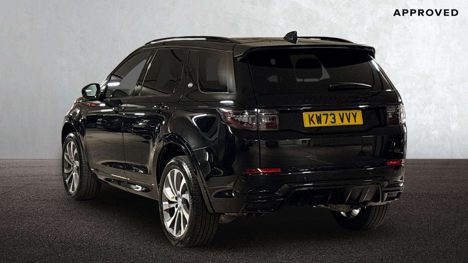 Used Land Rover Discovery Sport 2023 for sale - 76576104: Photo 2