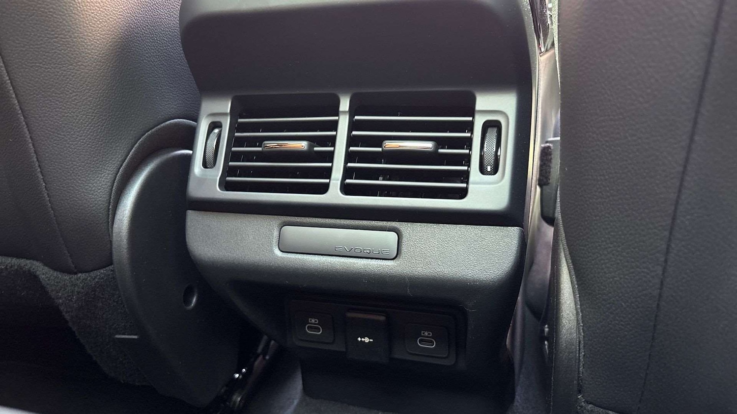 Used Land Rover Range Rover Evoque 2025 for sale - 76564477: Photo 18