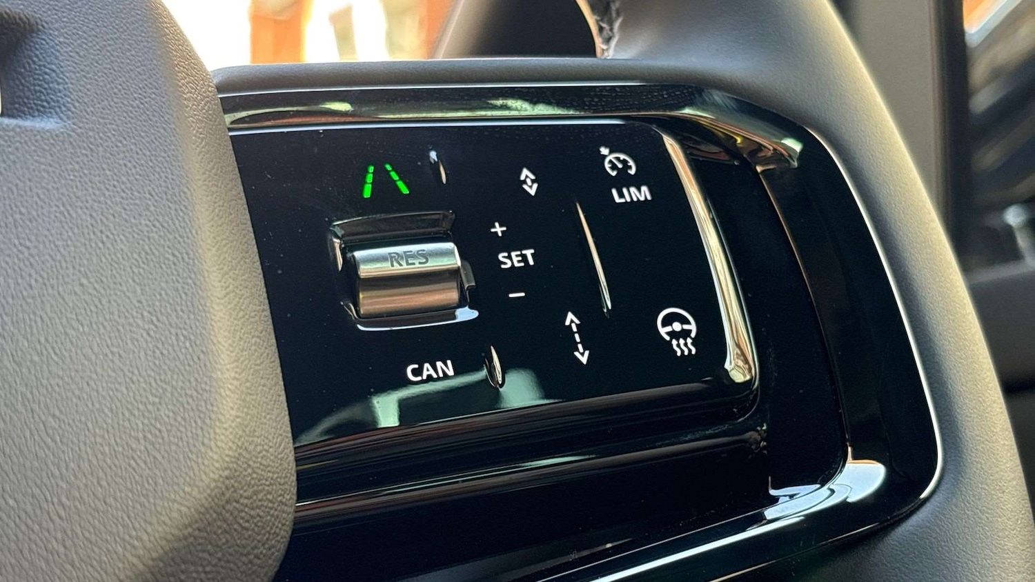 Used Land Rover Range Rover Evoque 2025 for sale - 76564477: Photo 34