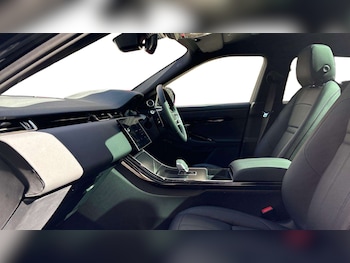 Used Land Rover Range Rover Evoque 2025 for sale - 76564477: Photo