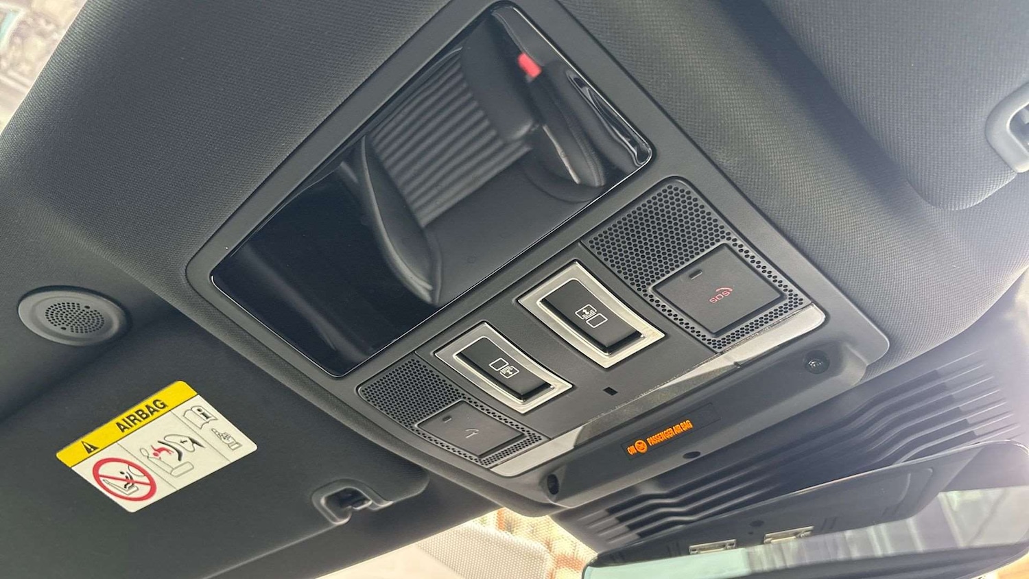 Used Land Rover Discovery 2024 for sale - 76564349: Photo 23