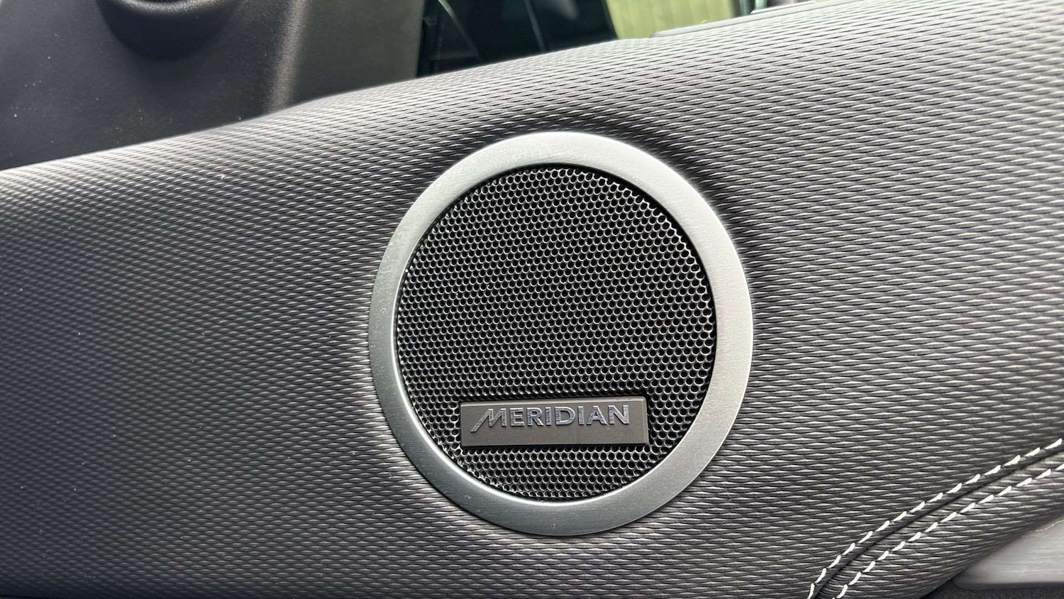 Used Land Rover Discovery 2024 for sale - 76564349: Photo 24