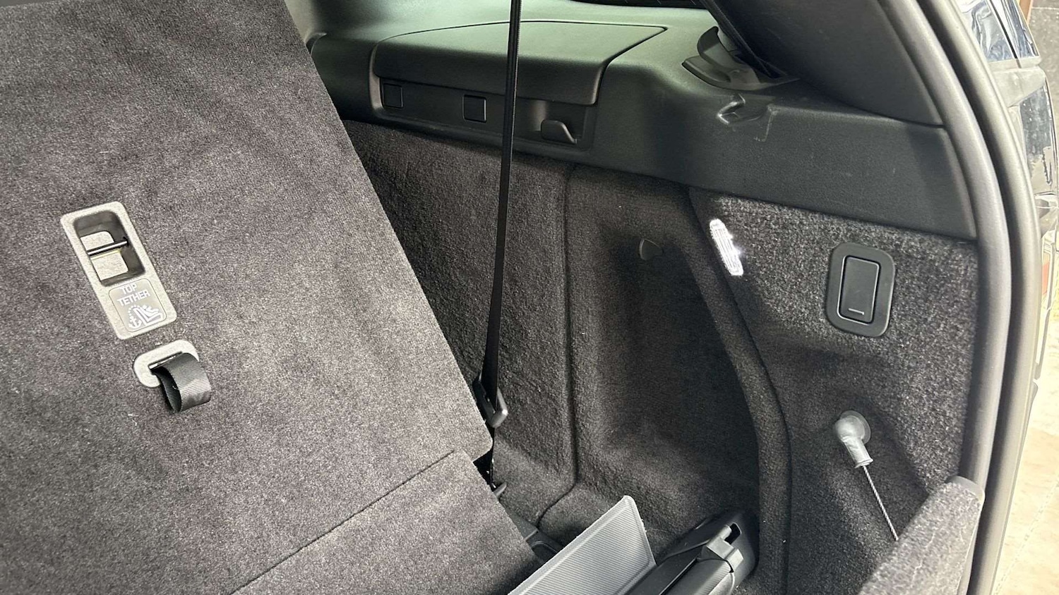 Used Land Rover Discovery 2024 for sale - 76564349: Photo 27