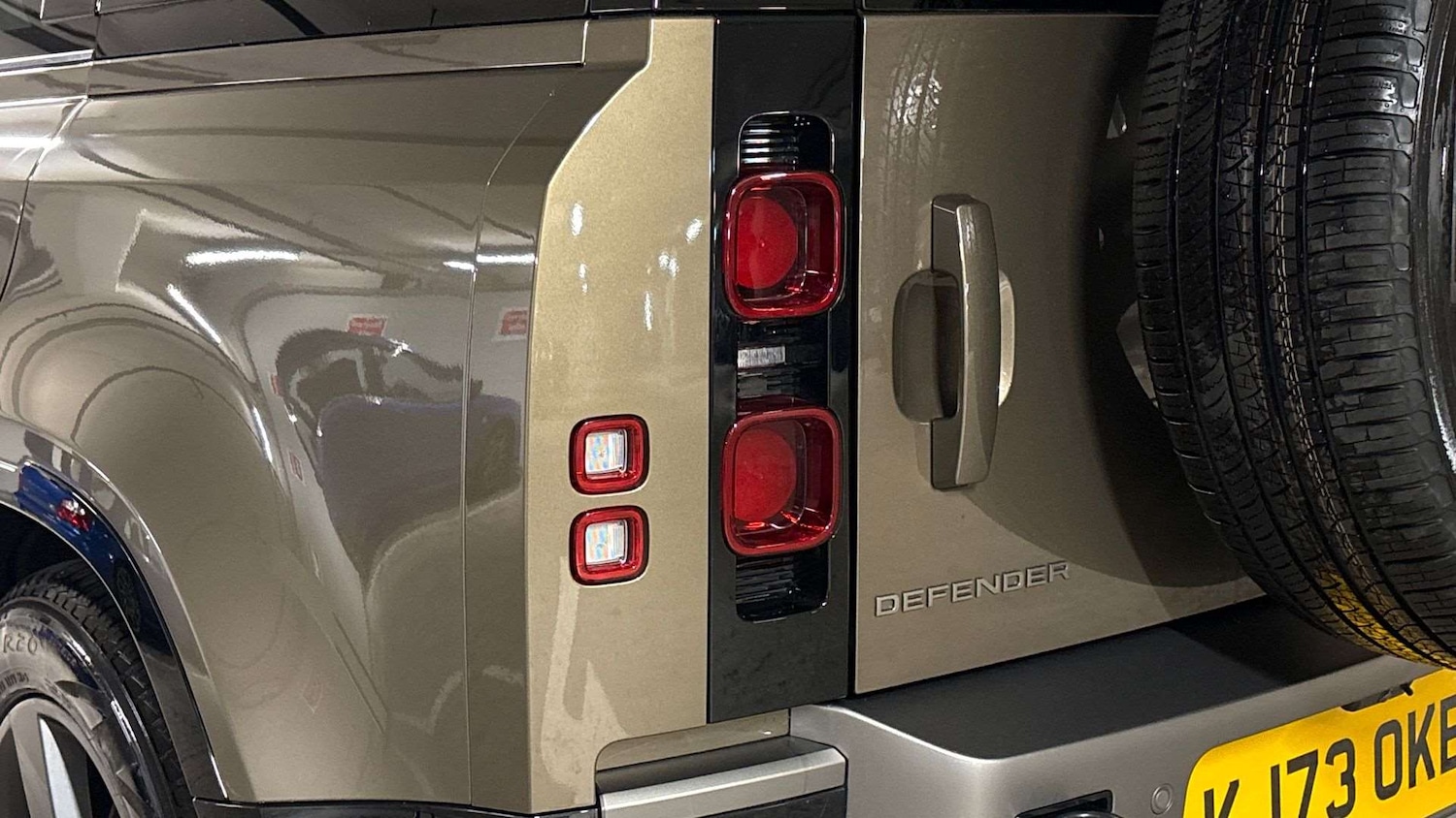 Used Land Rover Defender 2024 for sale - 77123316: Photo 19