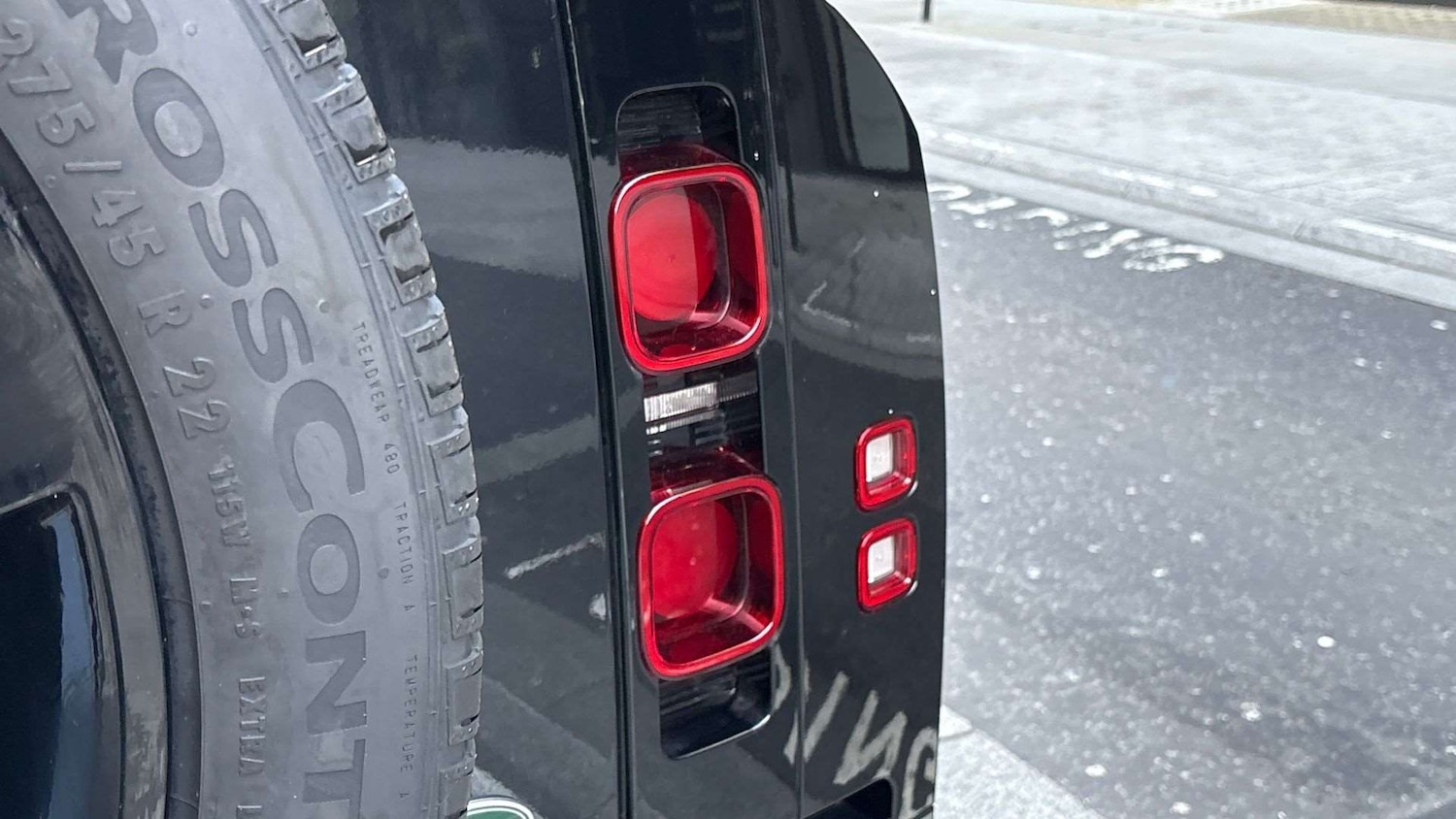 Used Land Rover Defender 2023 for sale - 77123313: Photo 32