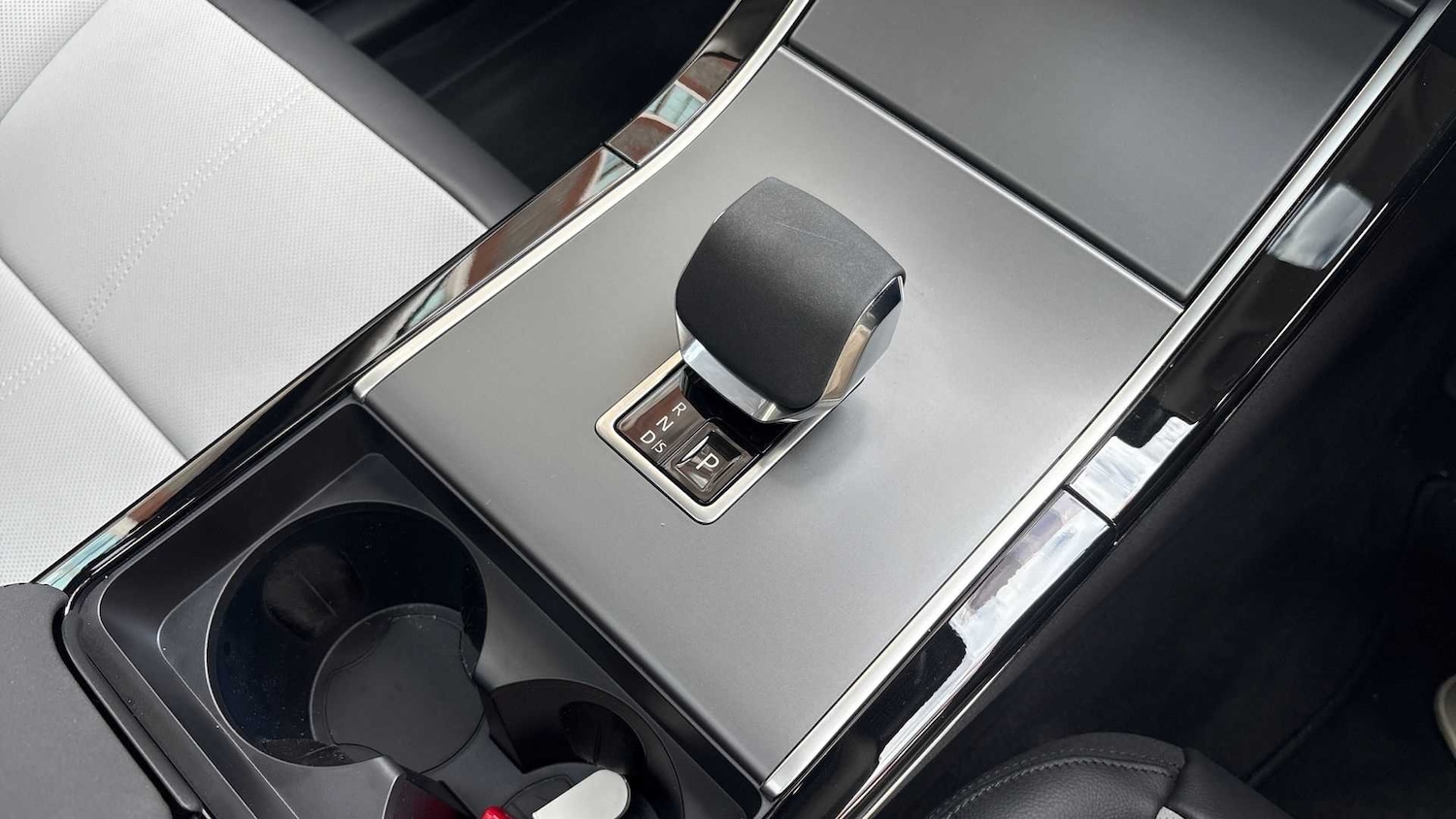 Used Land Rover Range Rover Velar 2025 for sale - 77514358: Photo 13