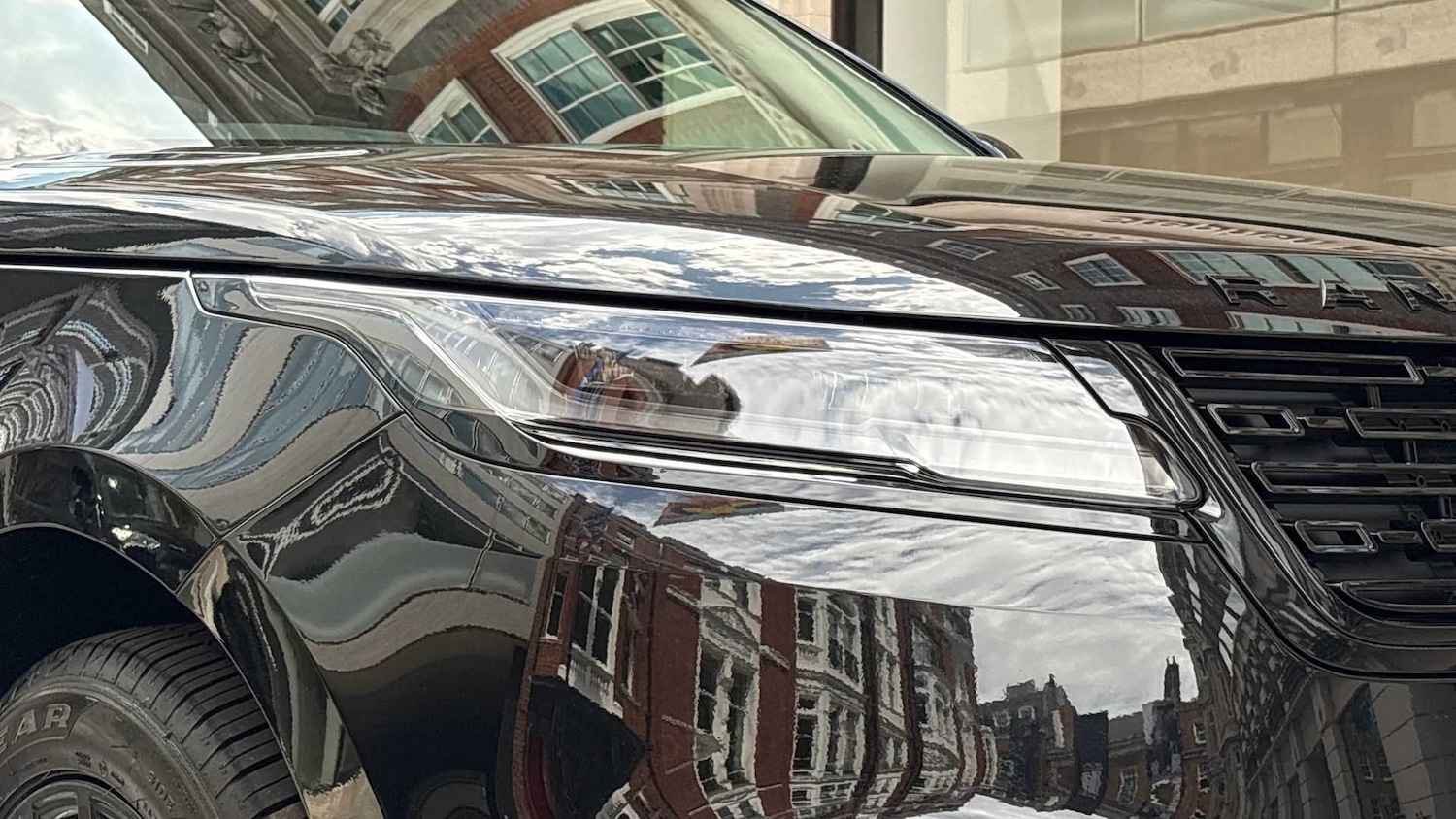 Used Land Rover Range Rover Velar 2025 for sale - 77514358: Photo 17