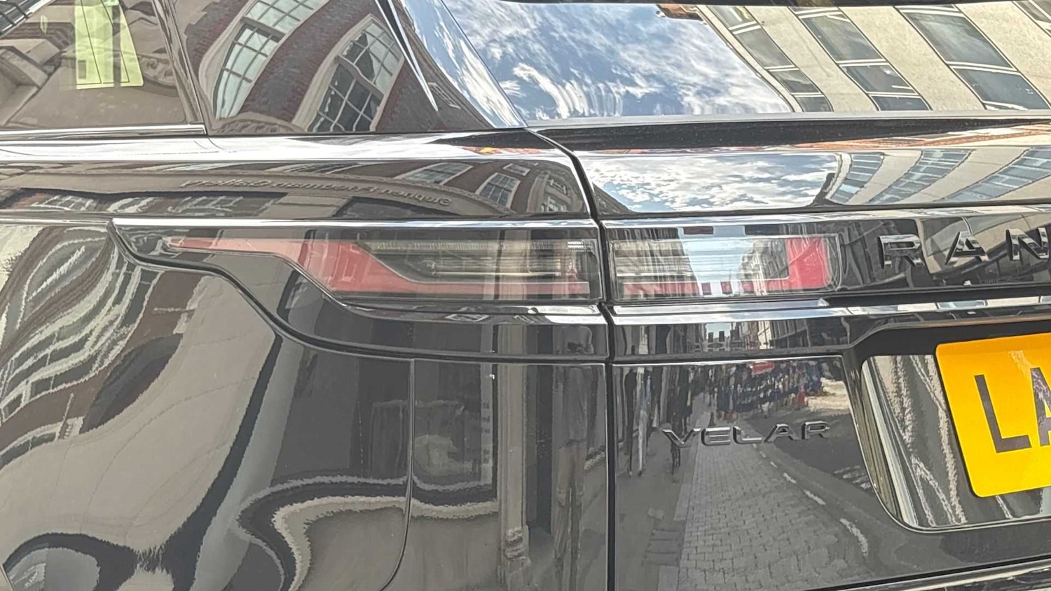 Used Land Rover Range Rover Velar 2025 for sale - 77514358: Photo 19