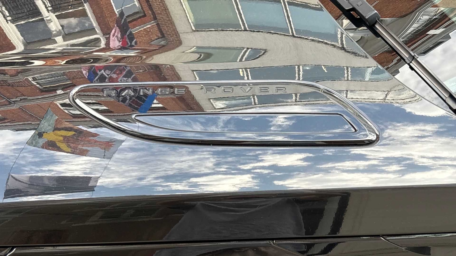 Used Land Rover Range Rover Velar 2025 for sale - 77514358: Photo 28