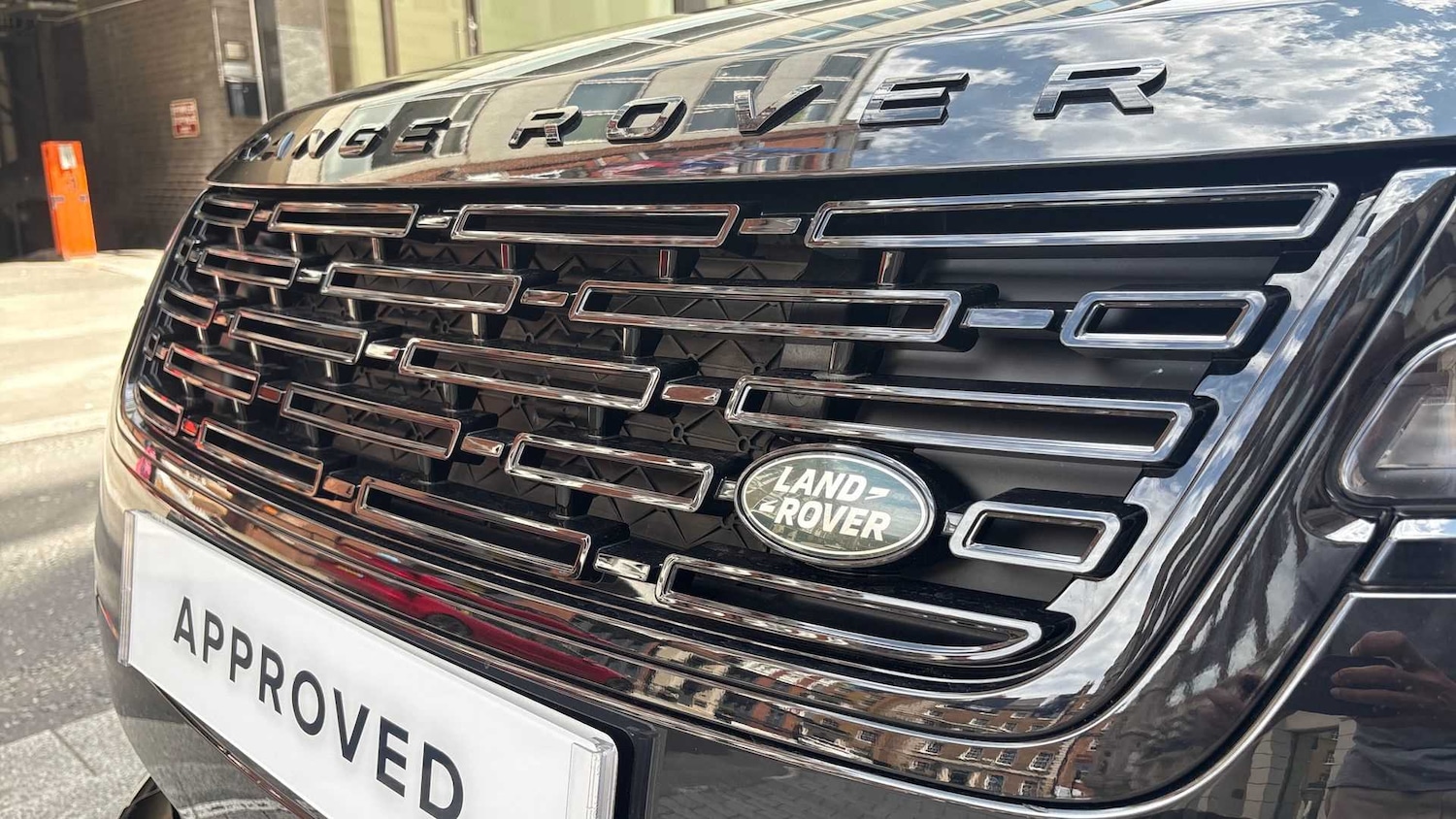 Used Land Rover Range Rover Velar 2025 for sale - 77514358: Photo 35