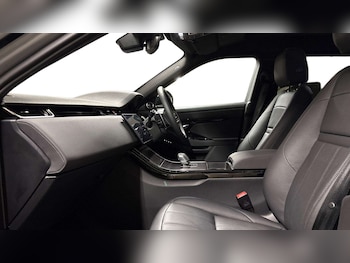 Used Land Rover Range Rover Evoque 2025 for sale - 76564440: Photo