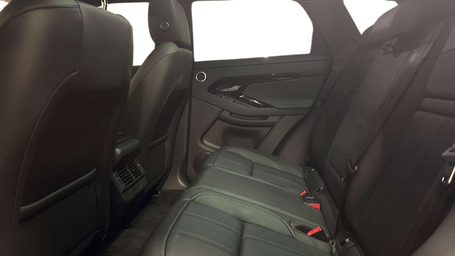 Used Land Rover Range Rover Evoque 2025 for sale - 76564440: Photo 4