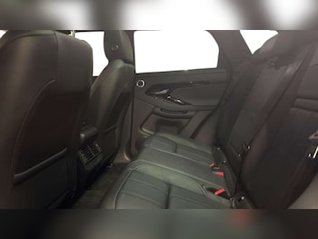 Used Land Rover Range Rover Evoque 2025 for sale - 76564440: Photo